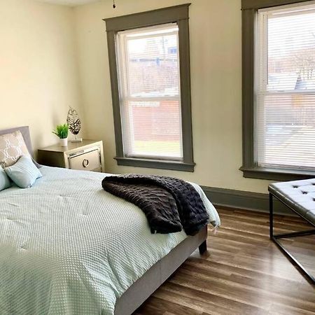 5Br Niagara Getaway Prime Location-Sleeps 10 Villa Niagara Falls Bagian luar foto